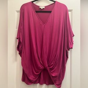 Umgee fuscia top with twist front (size L)